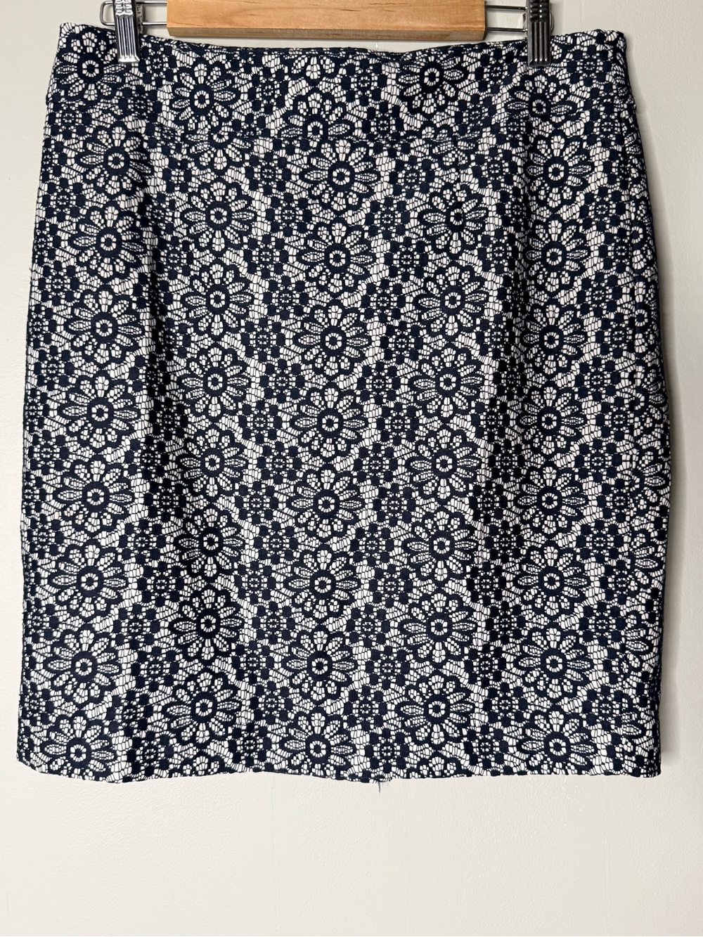 Banana Republic Navy and White Floral Lace-Pattern Pencil Skirt